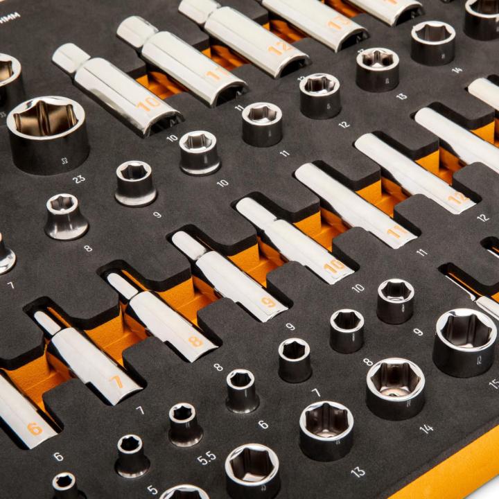 77 Piece 1/4", 3/8" & 1/2" Drive Hi-Viz Metric Socket Set in Foam Tray