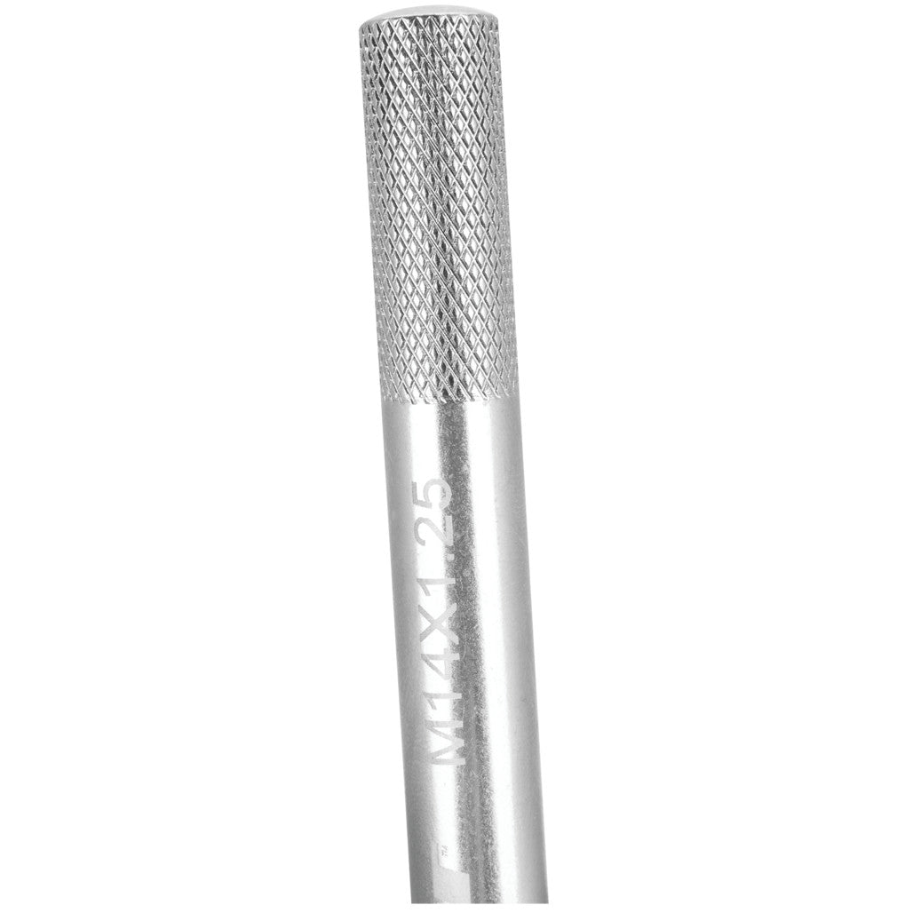 W83017- Product Features